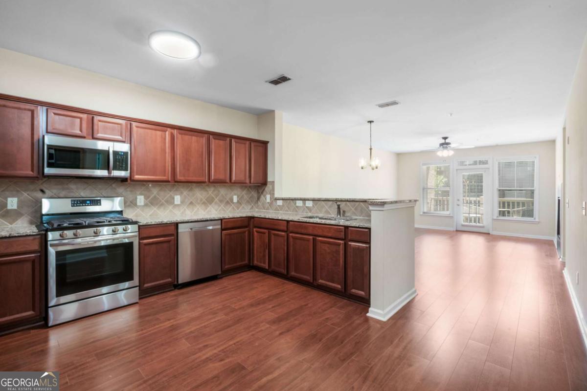 4805 W Village Way SE Smyrna GA 30080