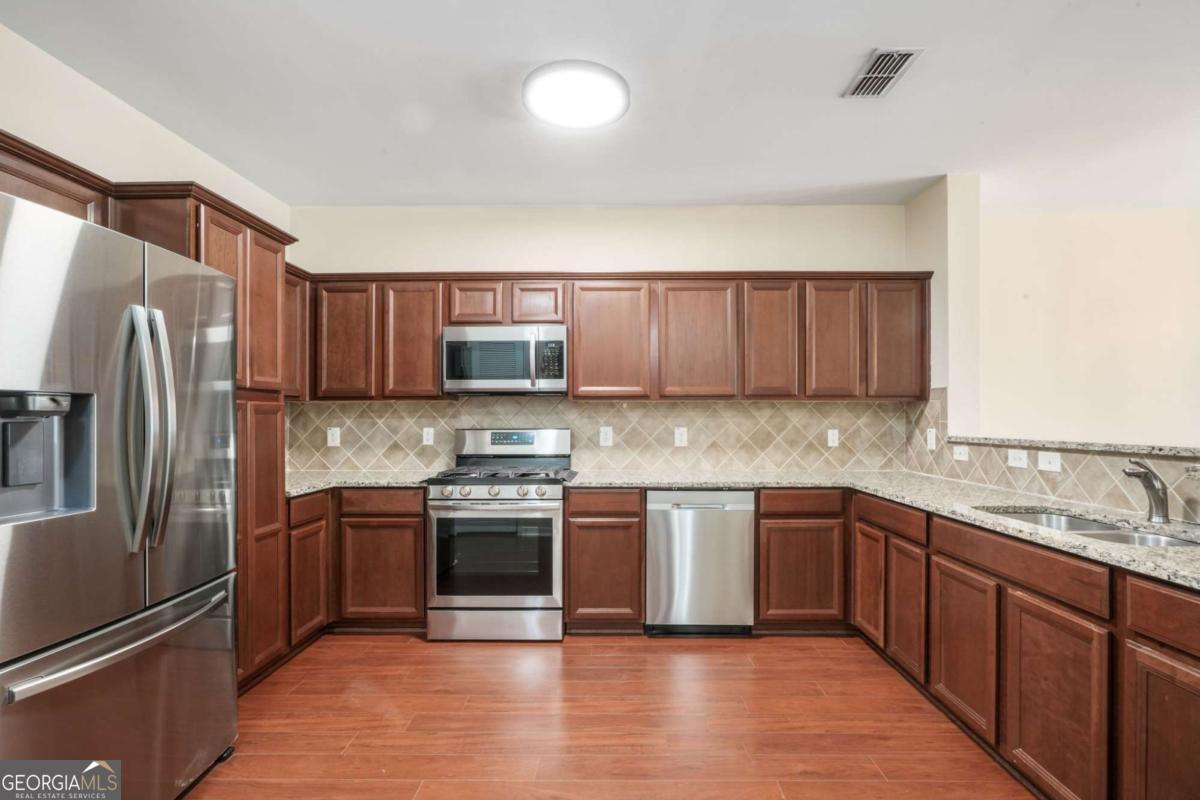 4805 W Village Way SE Smyrna GA 30080