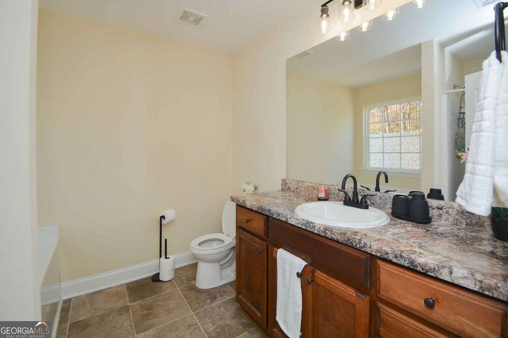 5614 Hawthorn Drive Gillsville GA 30543