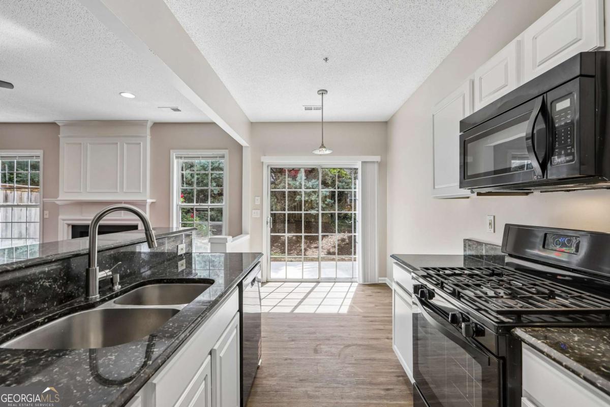 2779 Ashleigh Lane Alpharetta GA 30004