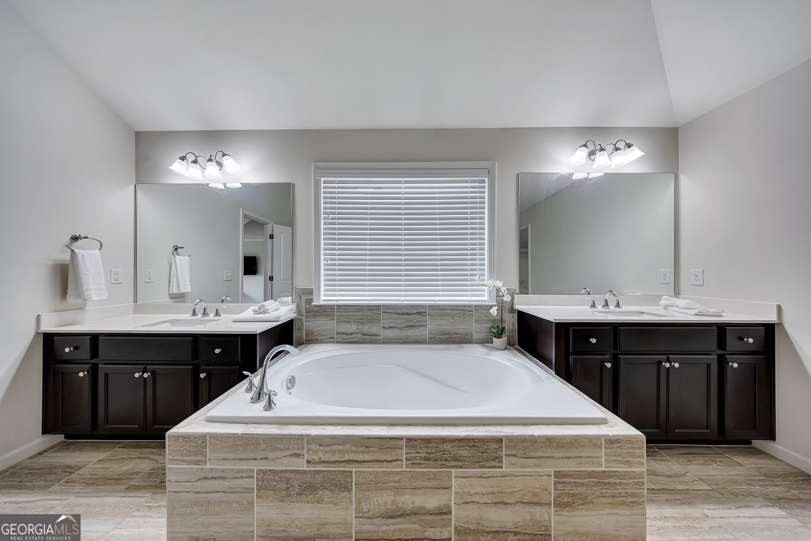 6525 Canyon Cove Cumming GA 30028