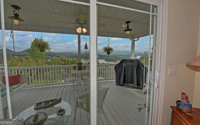 1130 Buckeye Lane Hiawassee GA 30546