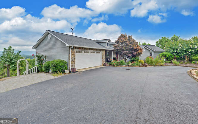 1130 Buckeye Lane Hiawassee GA 30546