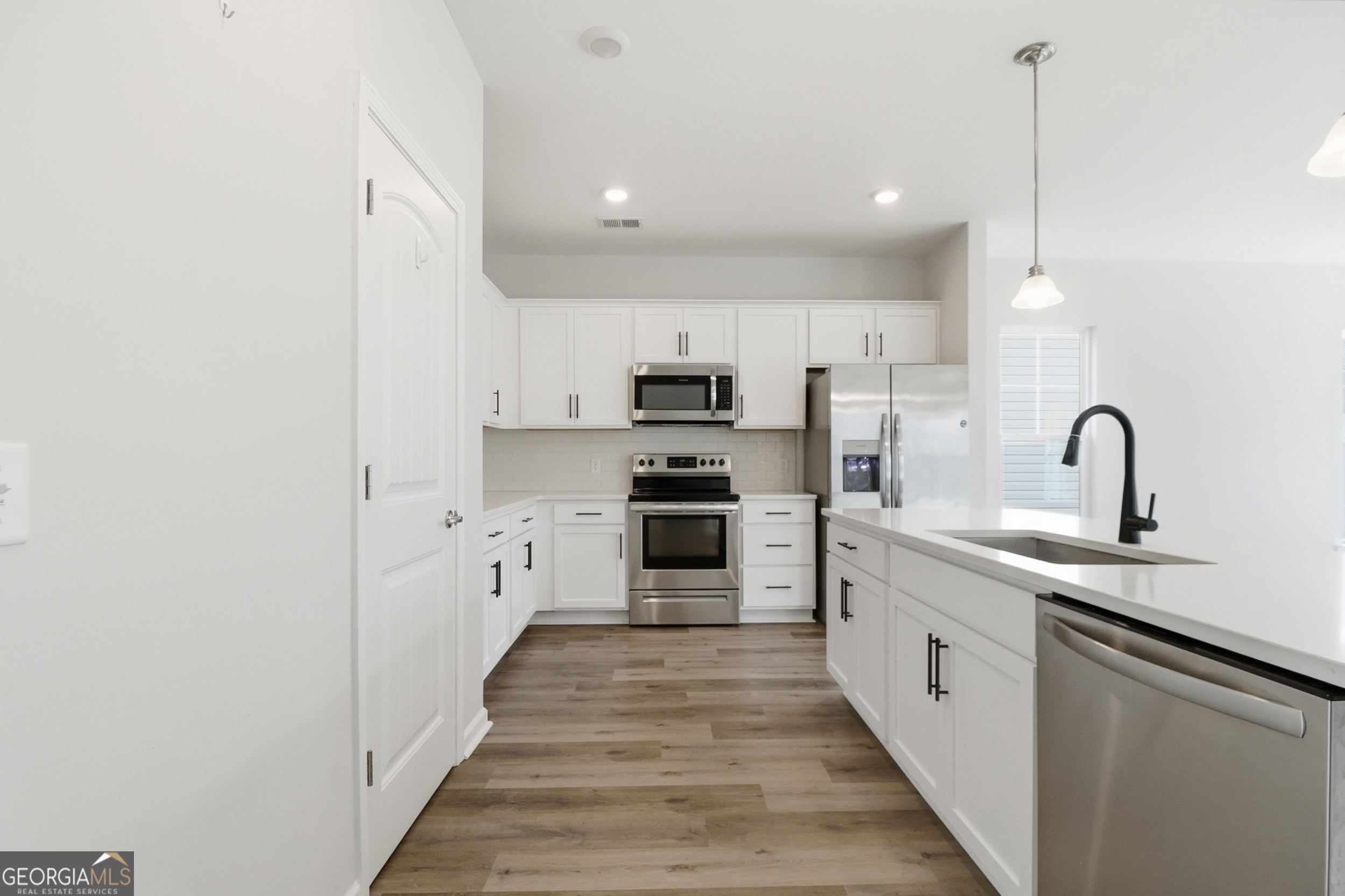206 Flagler Drive Savannah GA 31419