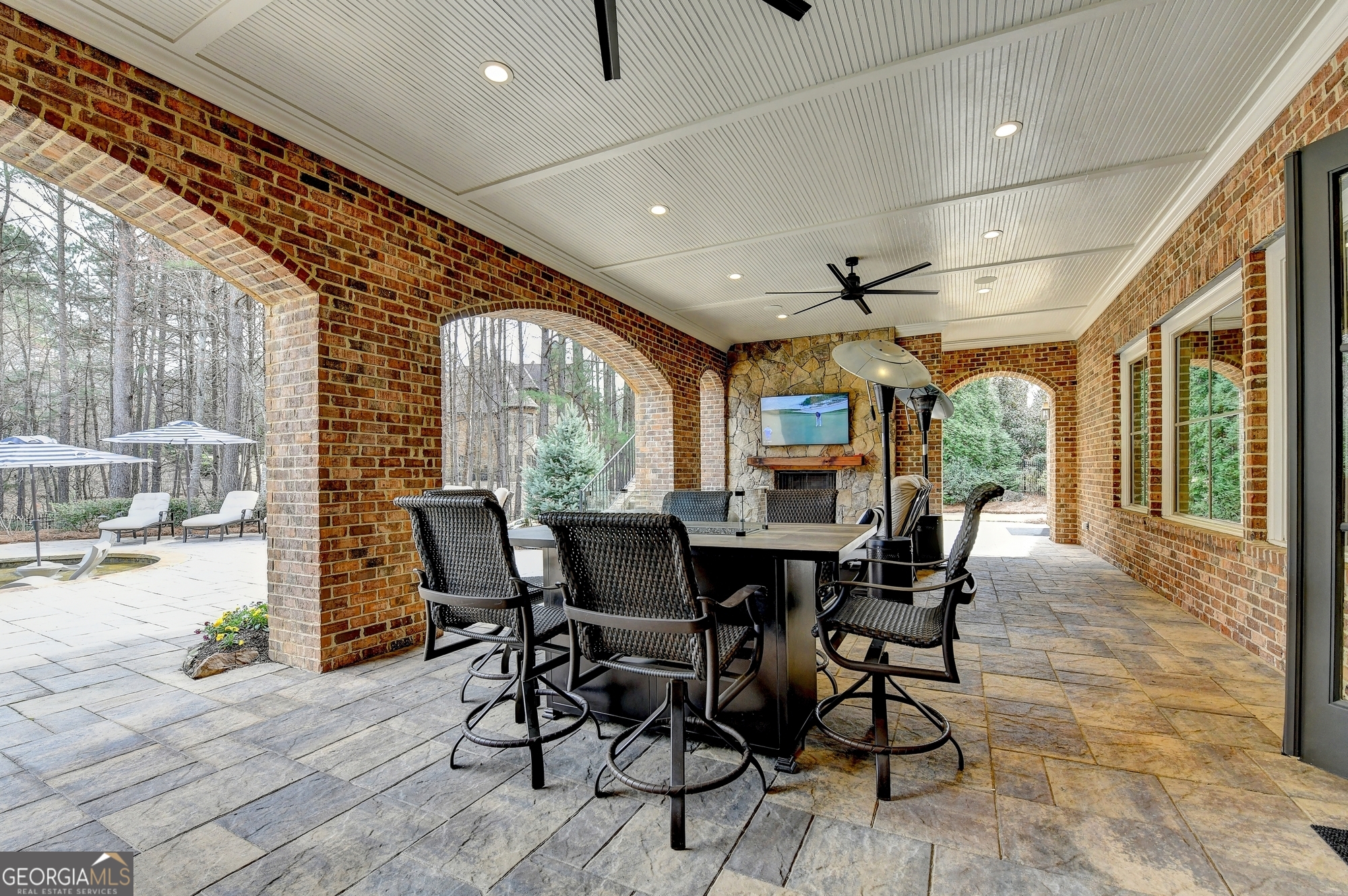 989 Crescent River Pass Suwanee GA 30024