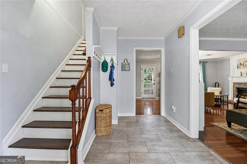 825 Crab Orchard Drive Roswell GA 30076