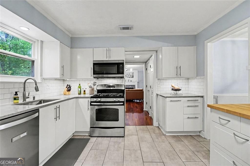 825 Crab Orchard Drive Roswell GA 30076