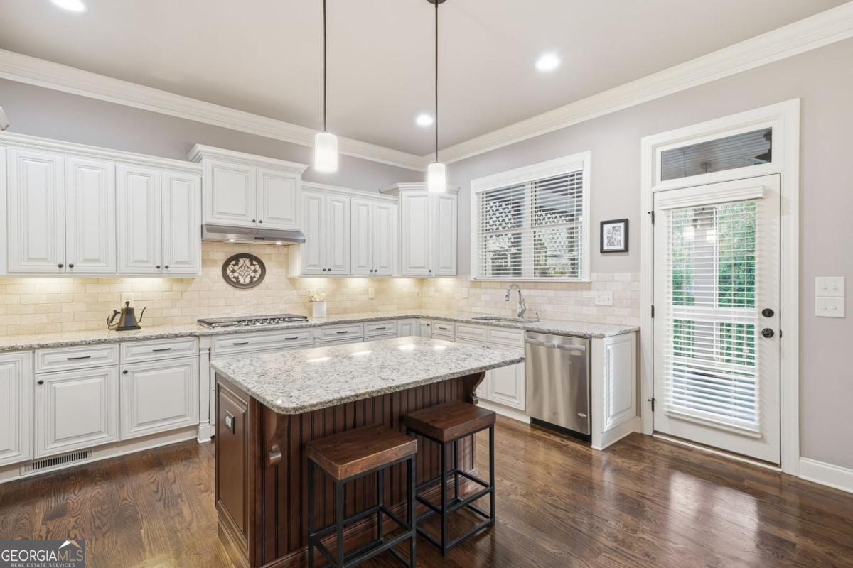 262 Trecastle Square Canton GA 30114