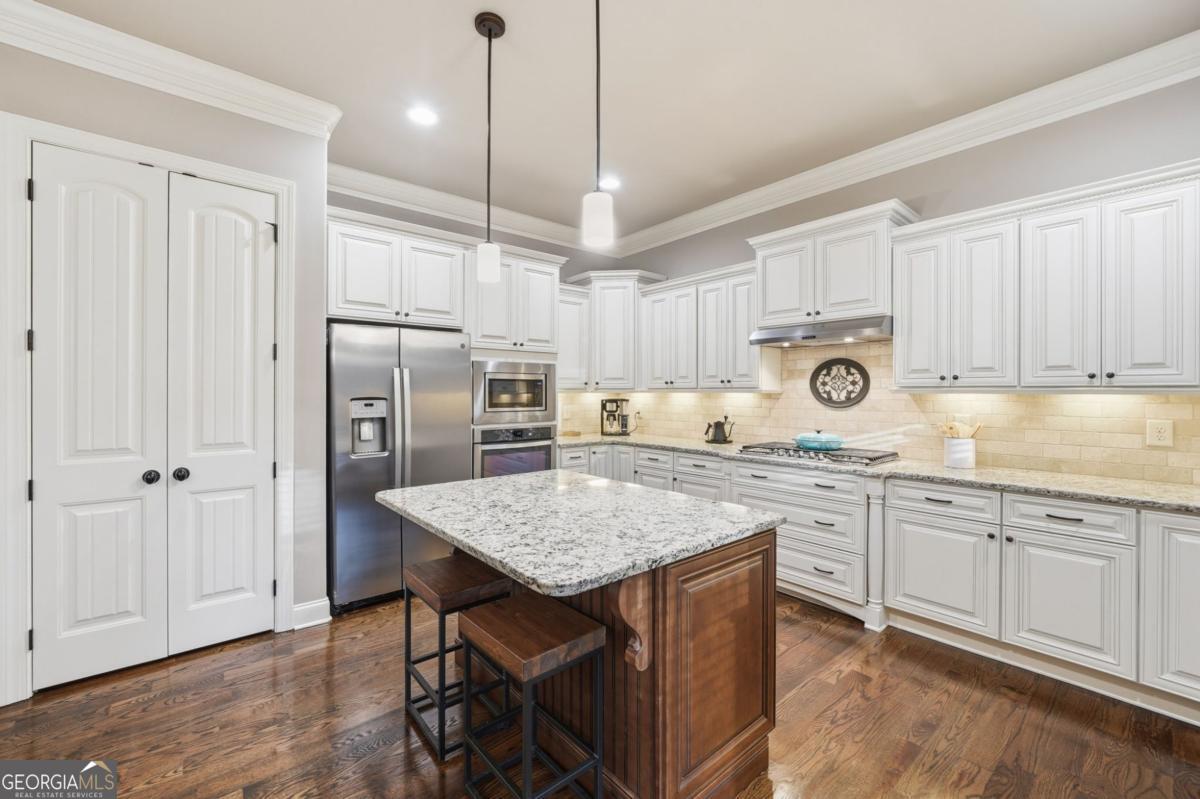 262 Trecastle Square Canton GA 30114