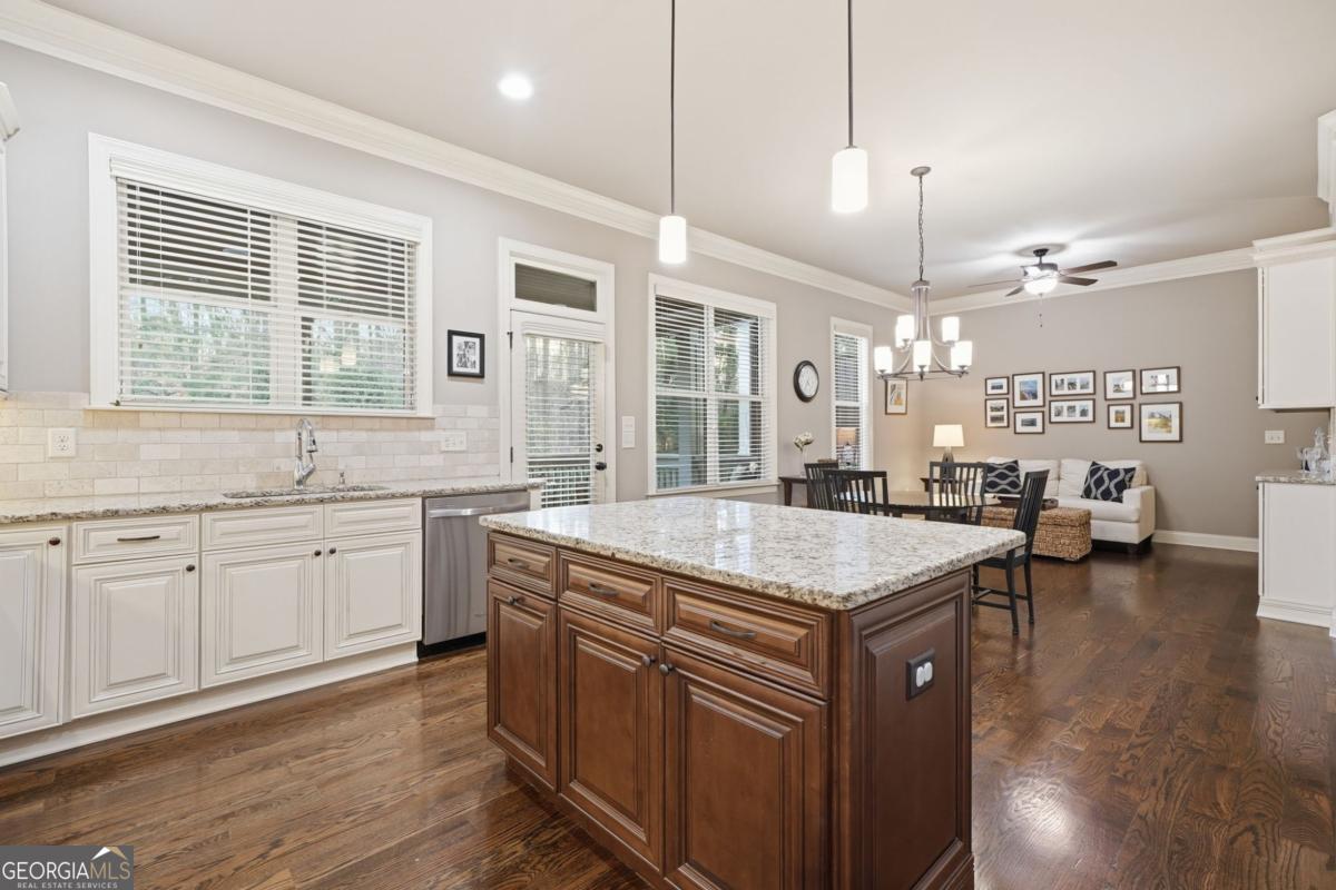 262 Trecastle Square Canton GA 30114