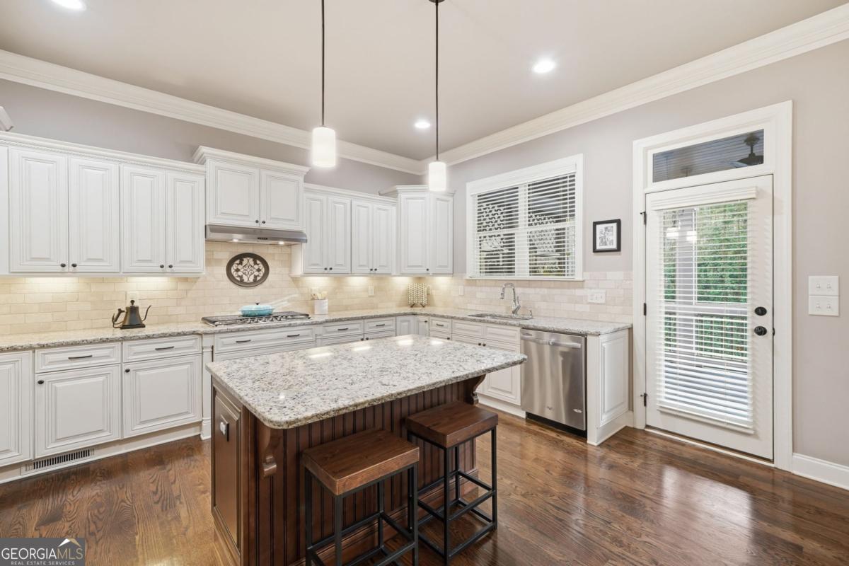 262 Trecastle Square Canton GA 30114