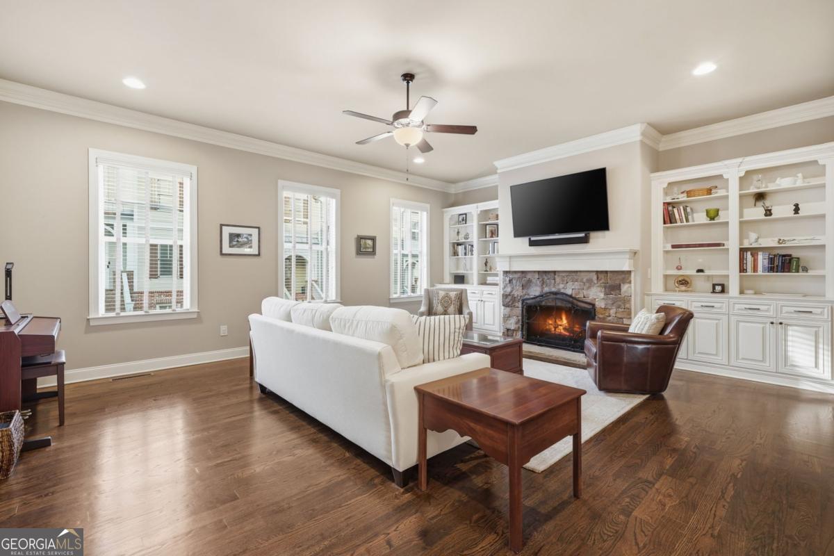 262 Trecastle Square Canton GA 30114