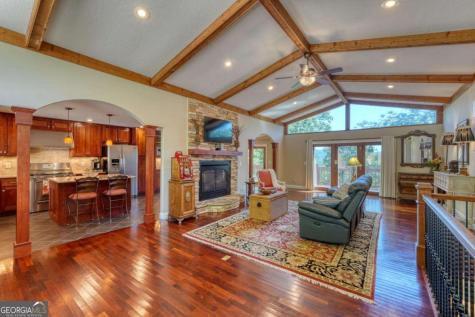 276 Lancelot Loop Clayton GA 30525