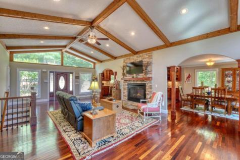 276 Lancelot Loop Clayton GA 30525
