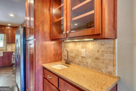 276 Lancelot Loop Clayton GA 30525