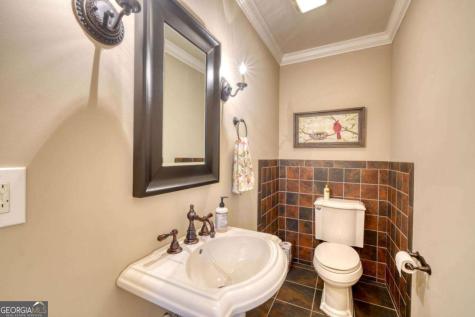 276 Lancelot Loop Clayton GA 30525