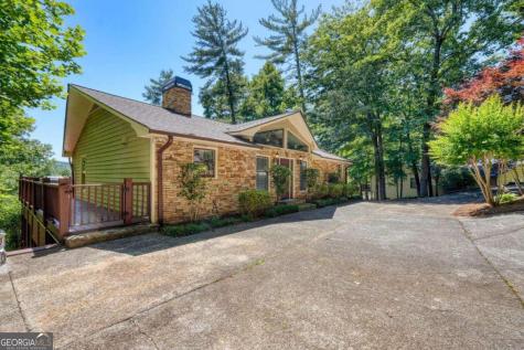 276 Lancelot Loop Clayton GA 30525