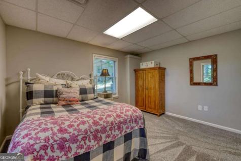 276 Lancelot Loop Clayton GA 30525