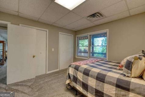 276 Lancelot Loop Clayton GA 30525