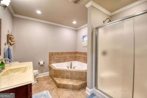 276 Lancelot Loop Clayton GA 30525