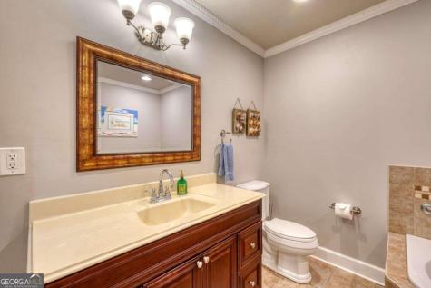 276 Lancelot Loop Clayton GA 30525