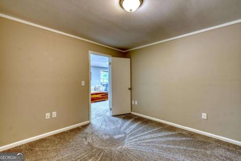 276 Lancelot Loop Clayton GA 30525