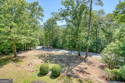 276 Lancelot Loop Clayton GA 30525