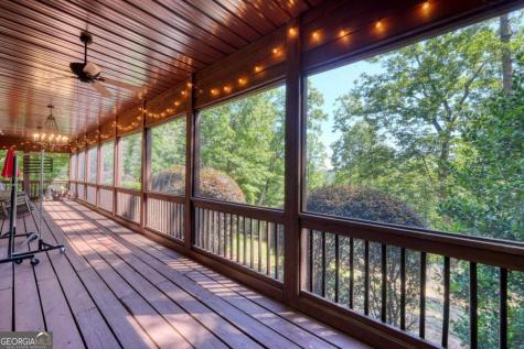 276 Lancelot Loop Clayton GA 30525