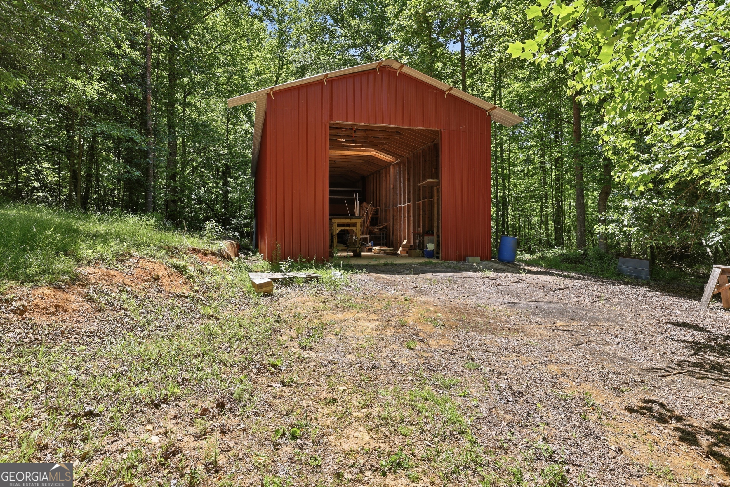 125 King Bird Drive Cleveland GA 30528
