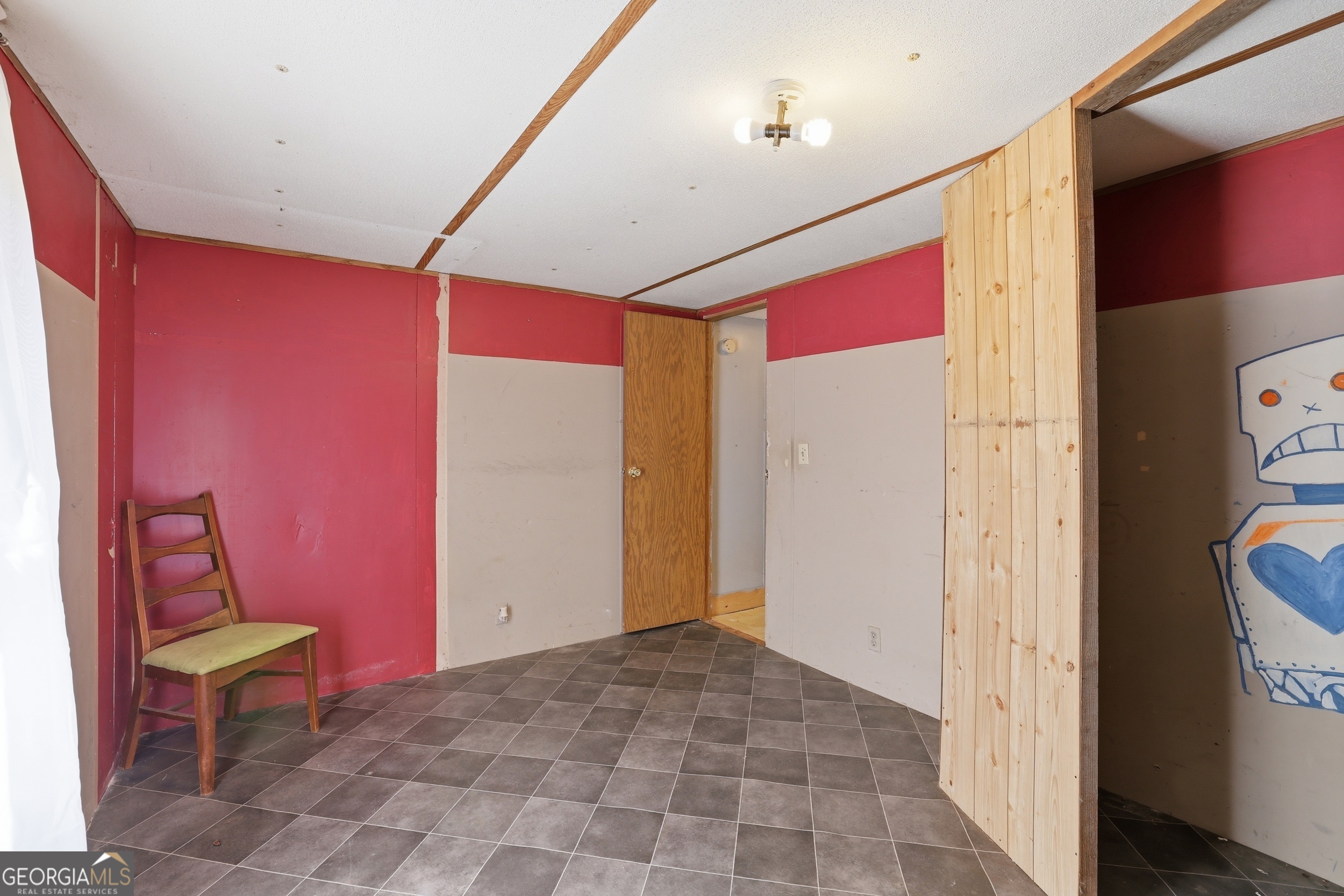 125 King Bird Drive Cleveland GA 30528