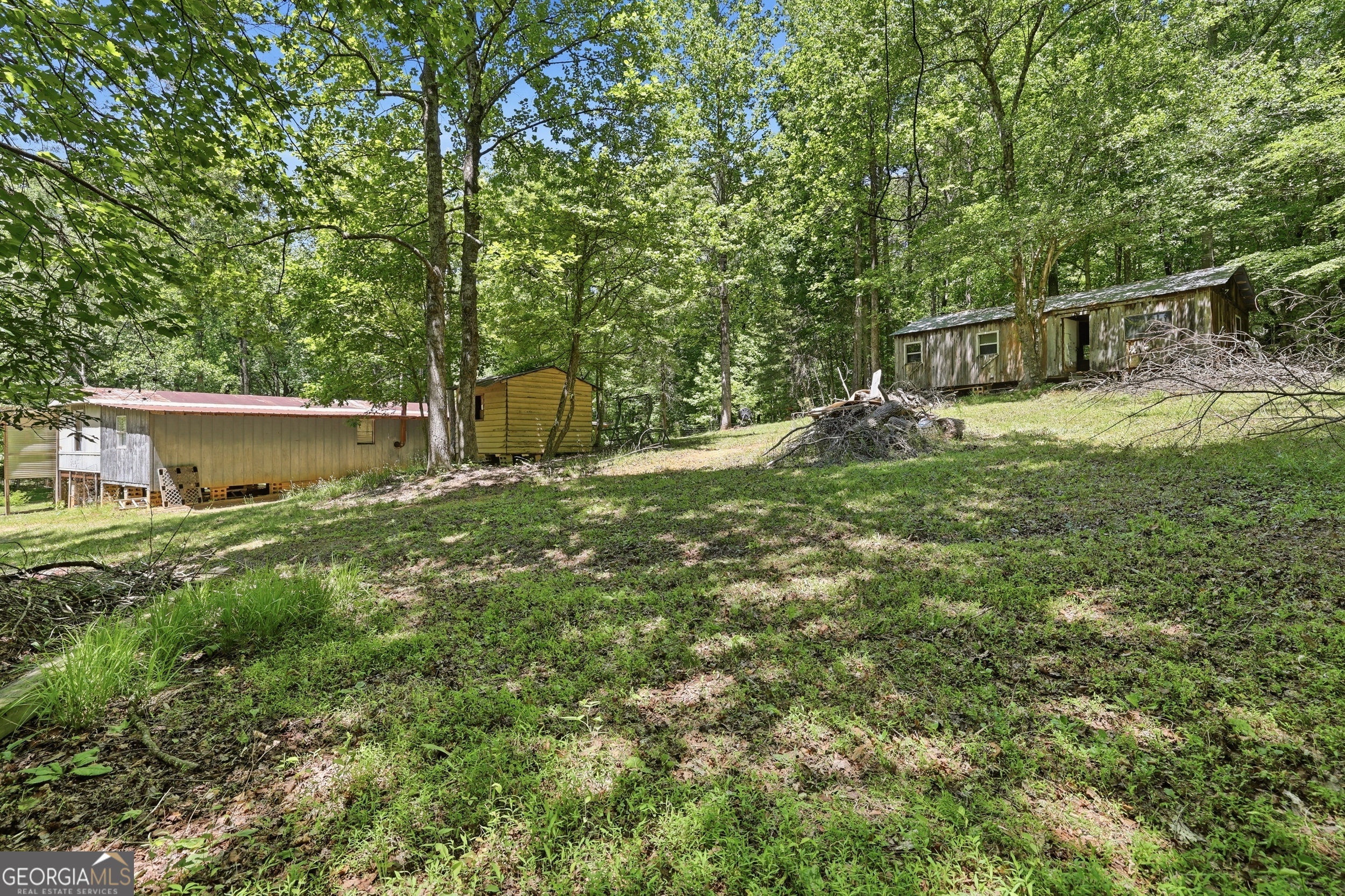 125 King Bird Drive Cleveland GA 30528