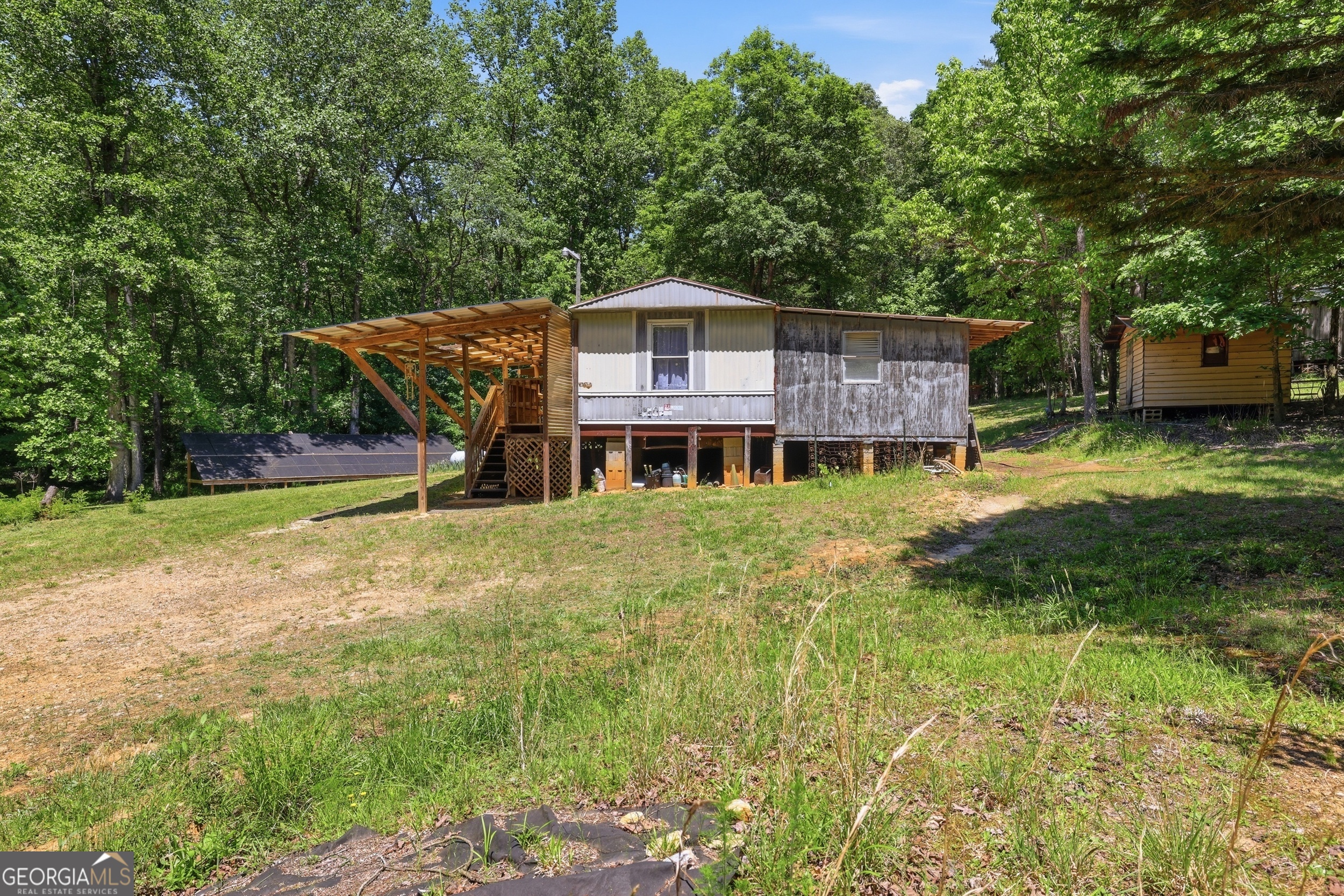 125 King Bird Drive Cleveland GA 30528