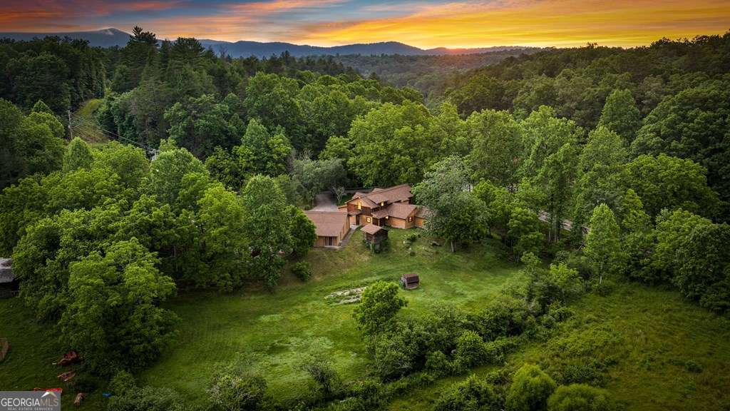 1898 Kimsey Dairy Road Turtletown TN 37391