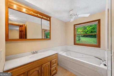 1898 Kimsey Dairy Road Turtletown TN 37391
