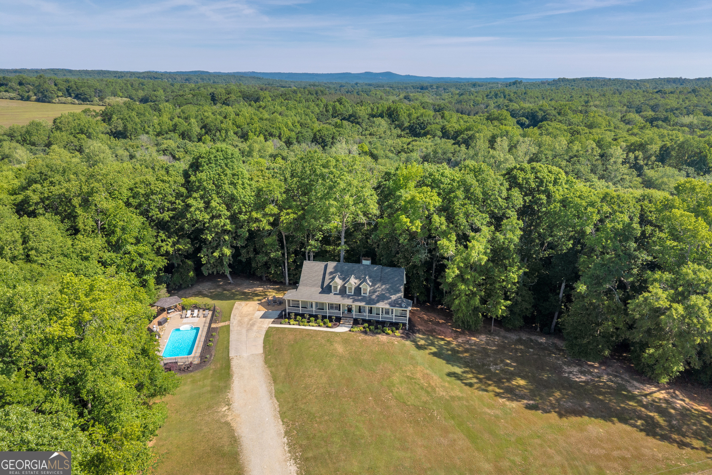 533 Emory Chambers Road Lula GA 30554