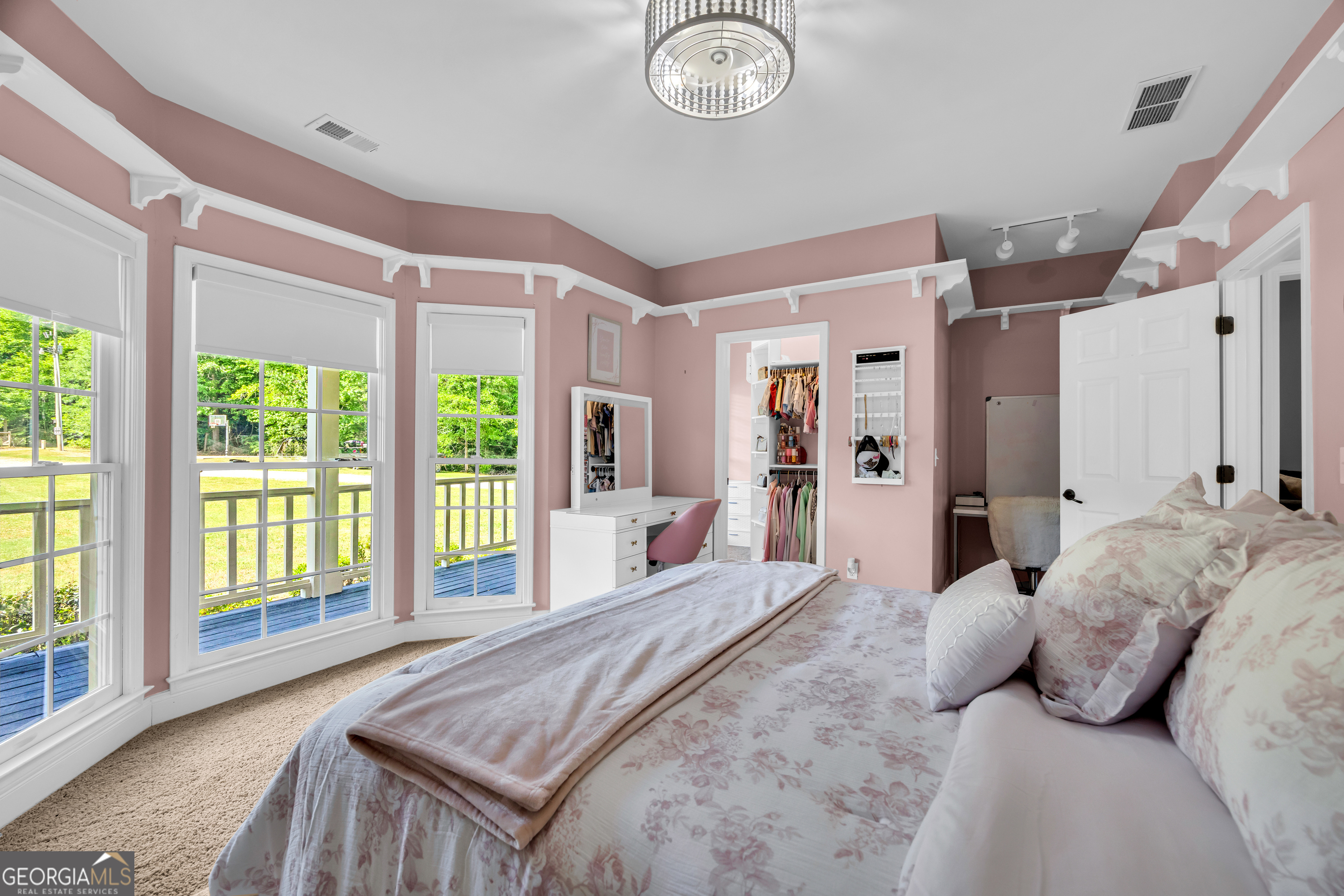 533 Emory Chambers Road Lula GA 30554