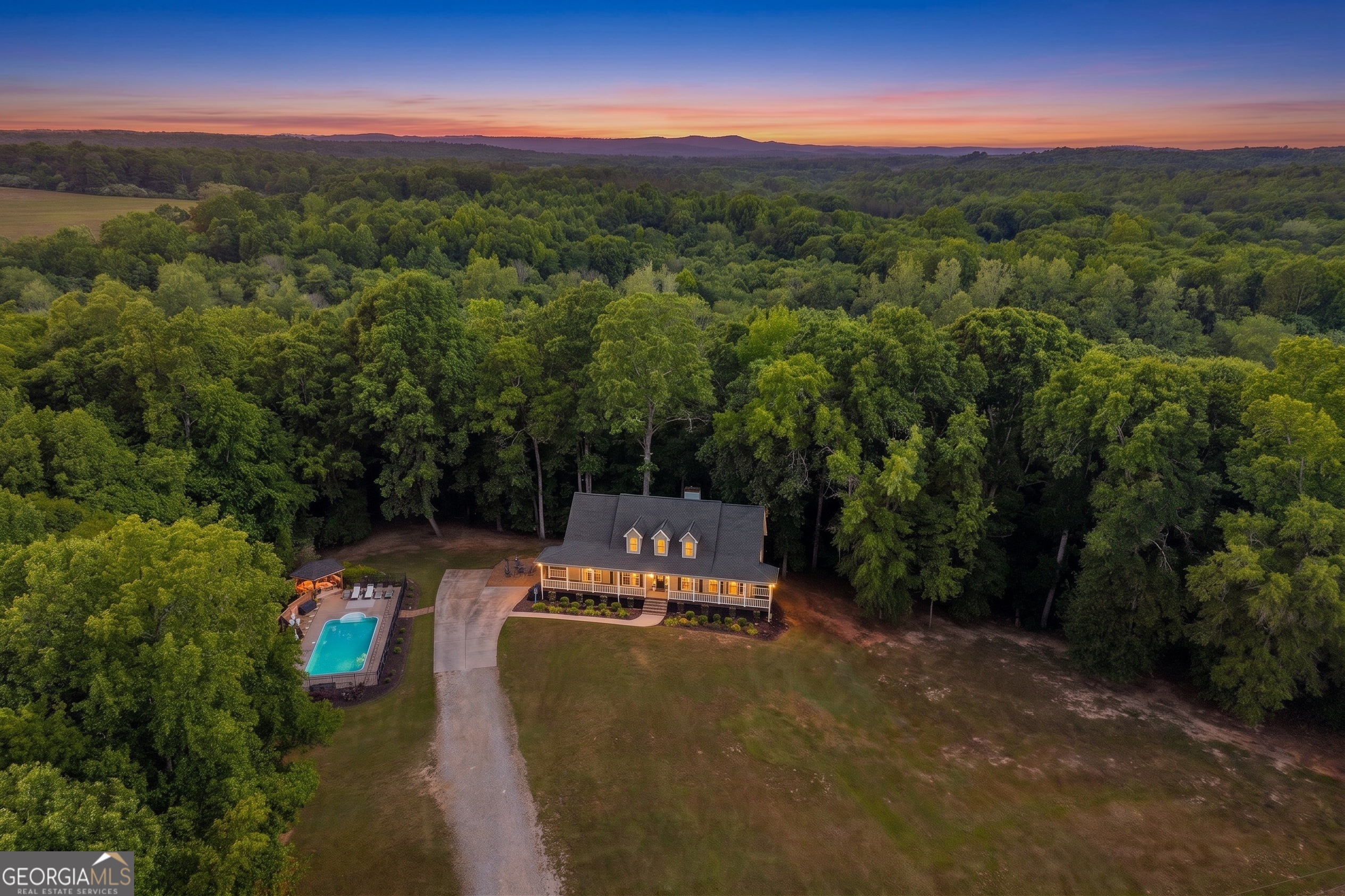 533 Emory Chambers Road Lula GA 30554