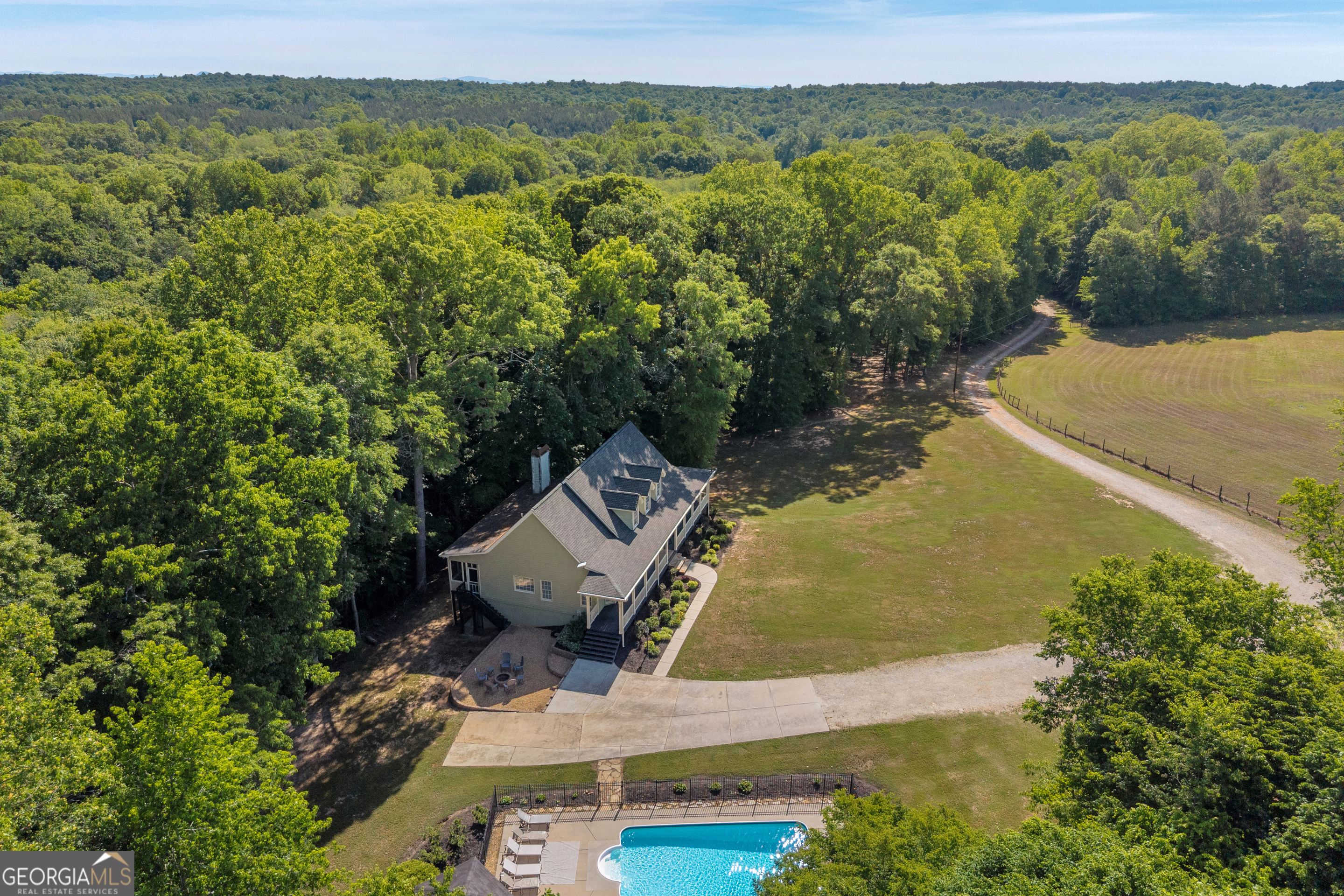 533 Emory Chambers Road Lula GA 30554