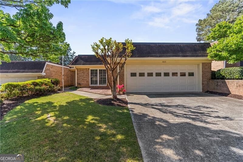 4413 Village Oaks Ridge Atlanta GA 30338