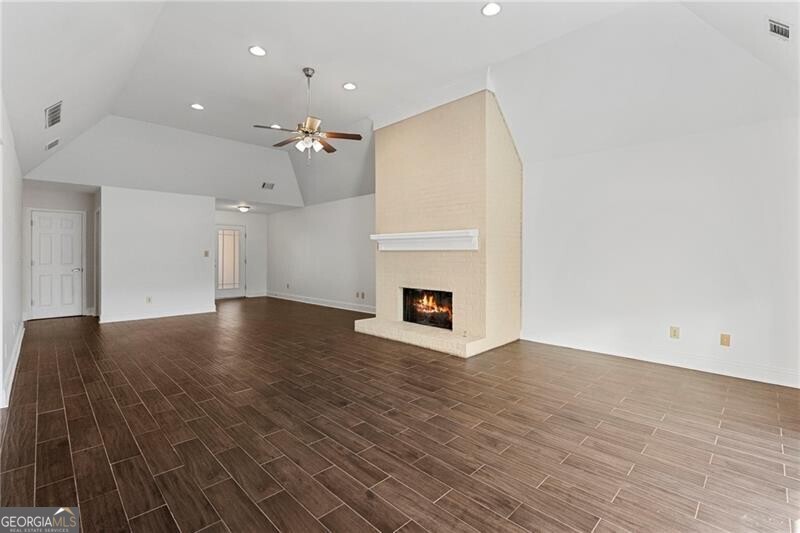 4413 Village Oaks Ridge Atlanta GA 30338