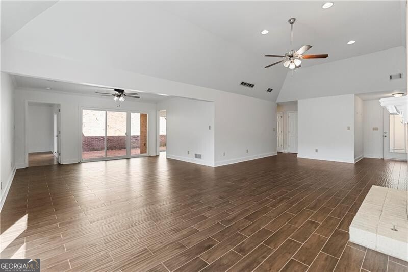 4413 Village Oaks Ridge Atlanta GA 30338