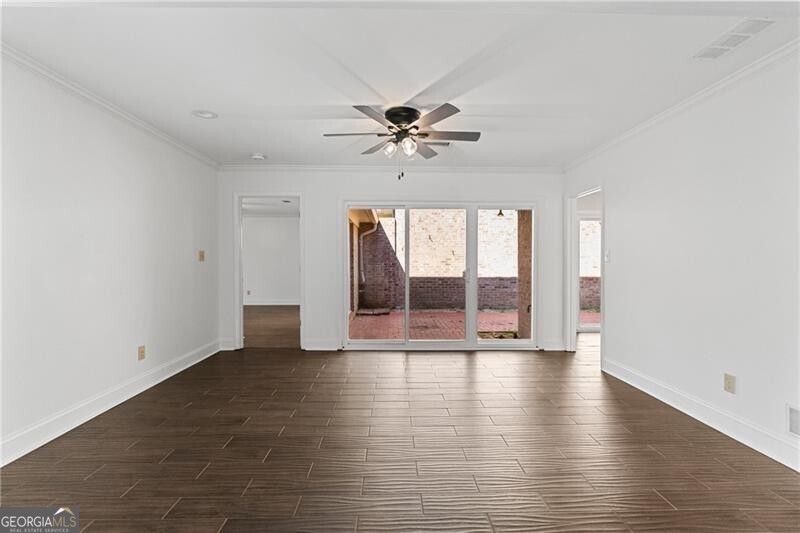4413 Village Oaks Ridge Atlanta GA 30338