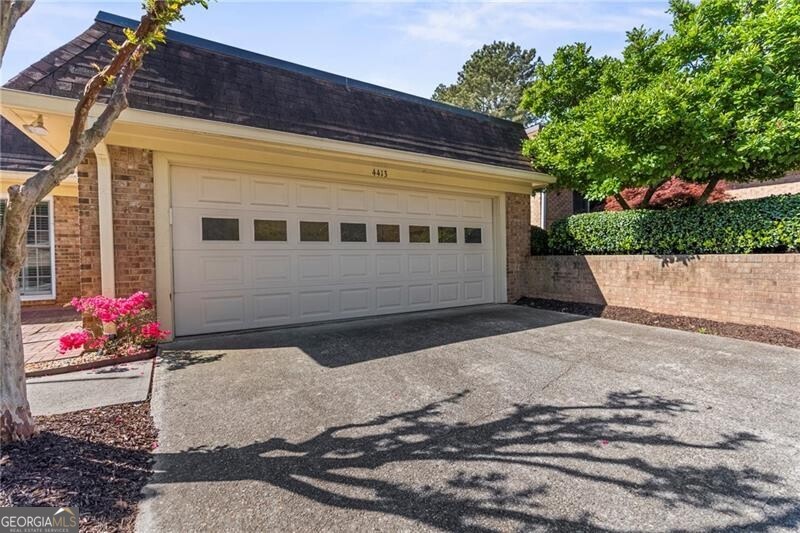 4413 Village Oaks Ridge Atlanta GA 30338