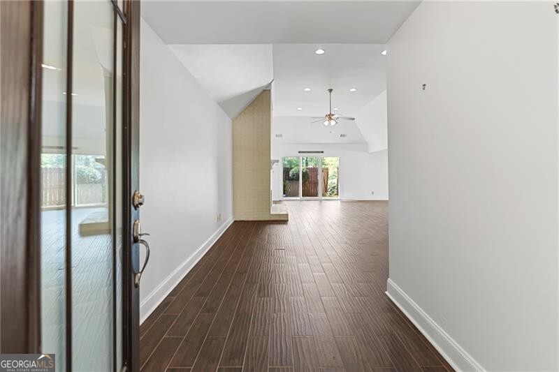 4413 Village Oaks Ridge Atlanta GA 30338