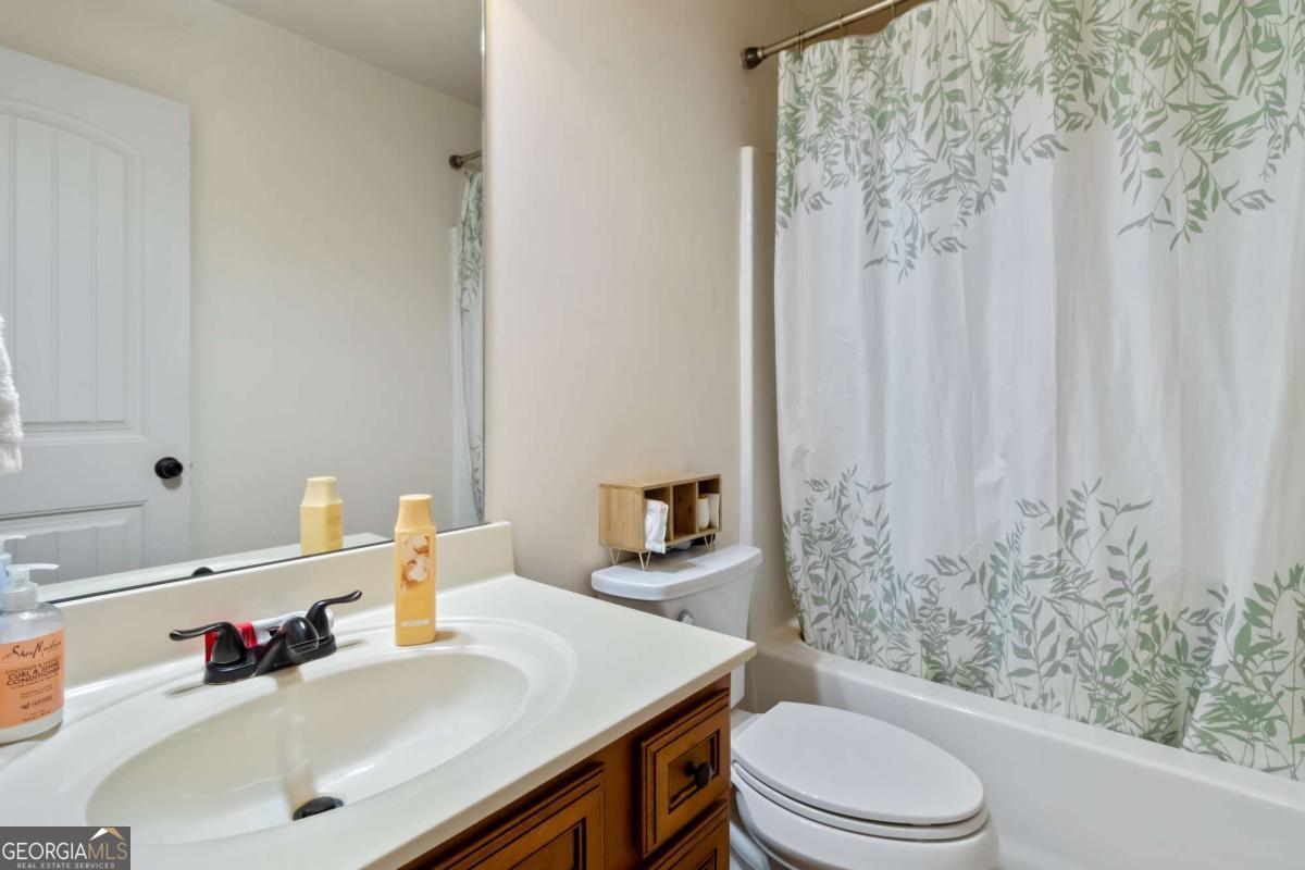 200 Birchwood Drive Loganville GA 30052