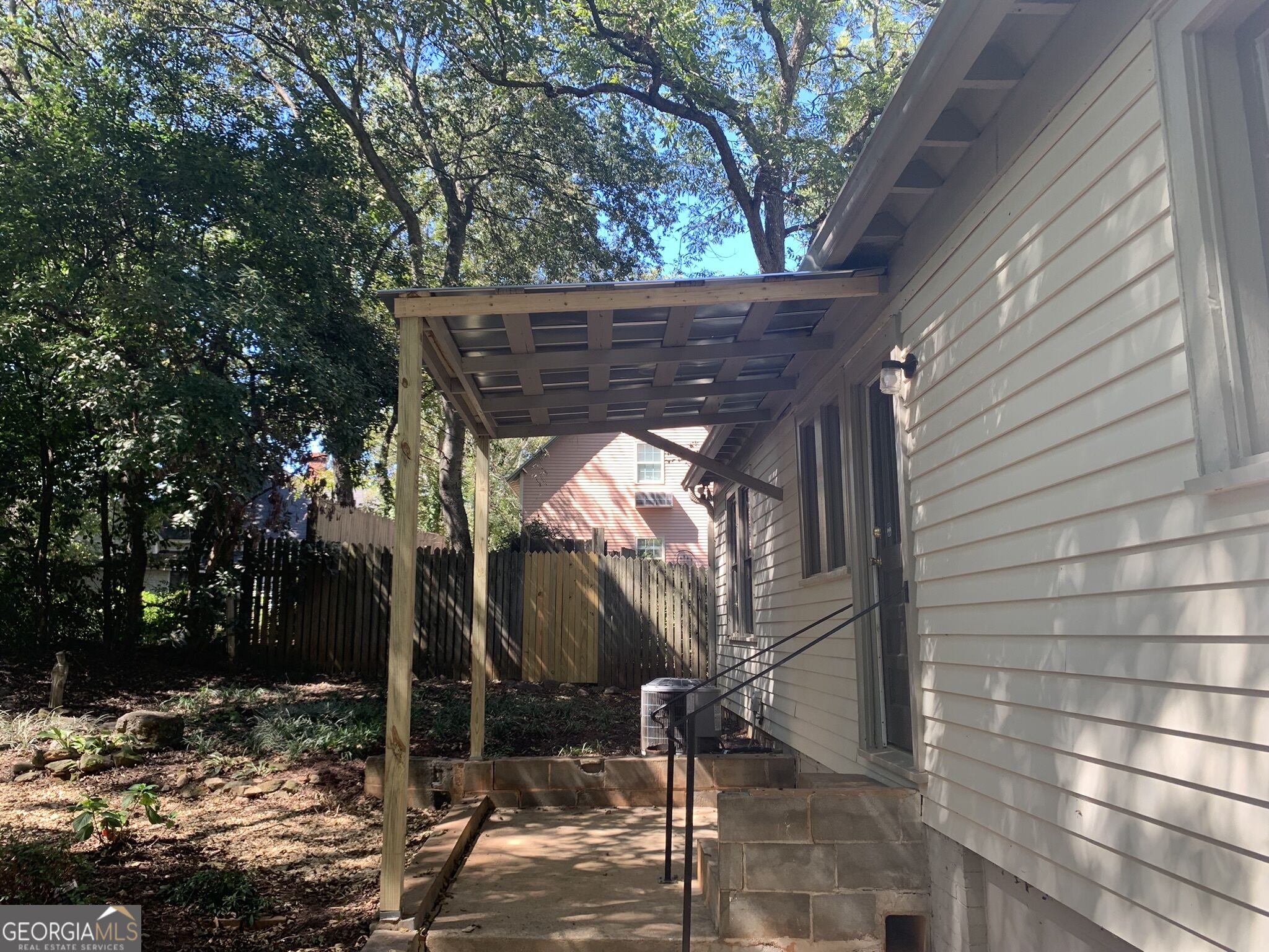 279 Yonah Avenue Athens GA 30601