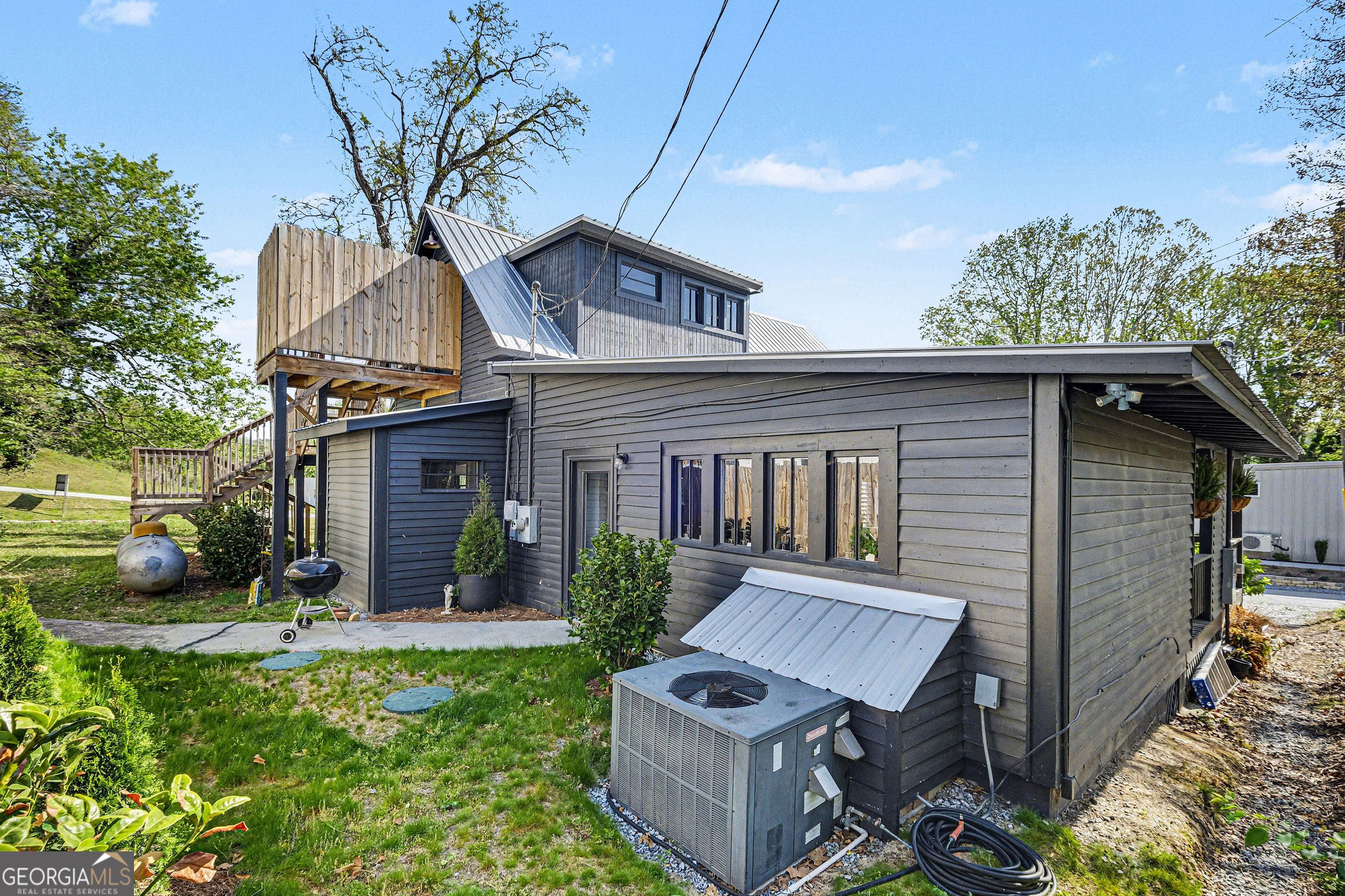31 Earl Street Clayton GA 30525