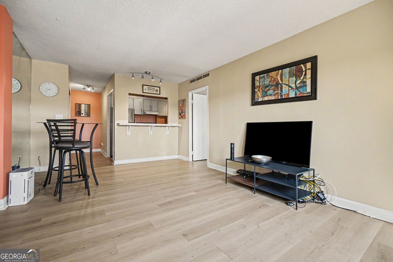 2285 Peachtree Road NE Atlanta GA 30309