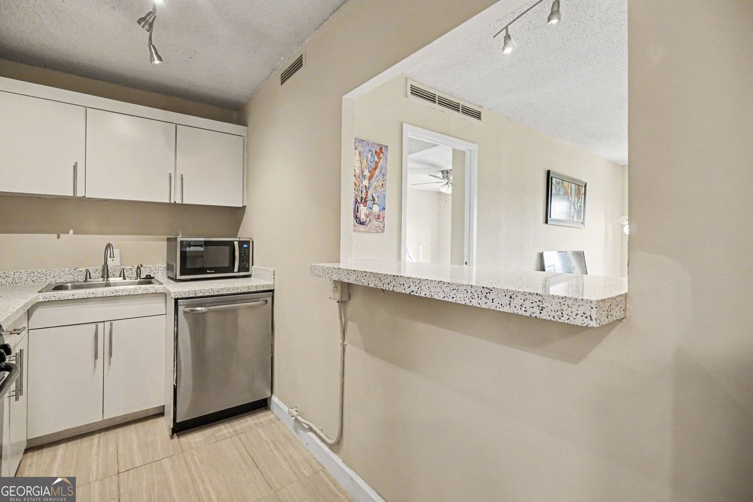 2285 Peachtree Road NE Atlanta GA 30309