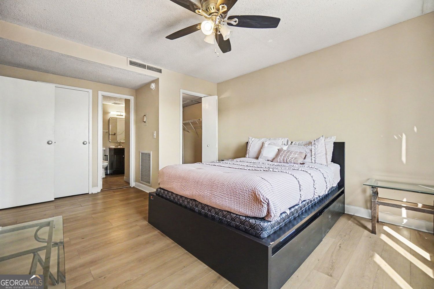 2285 Peachtree Road NE Atlanta GA 30309